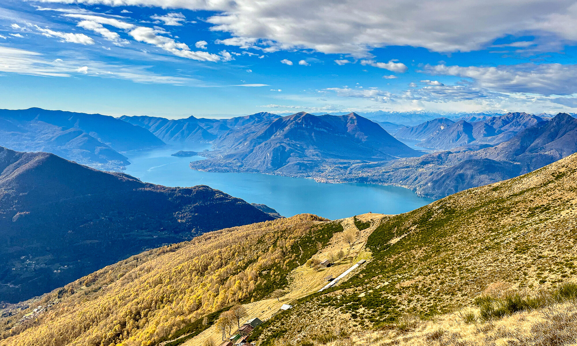 Monte Croce di Muggio Alpe Giumello Valsassina Lago di Como Gin spiriti delle montagne